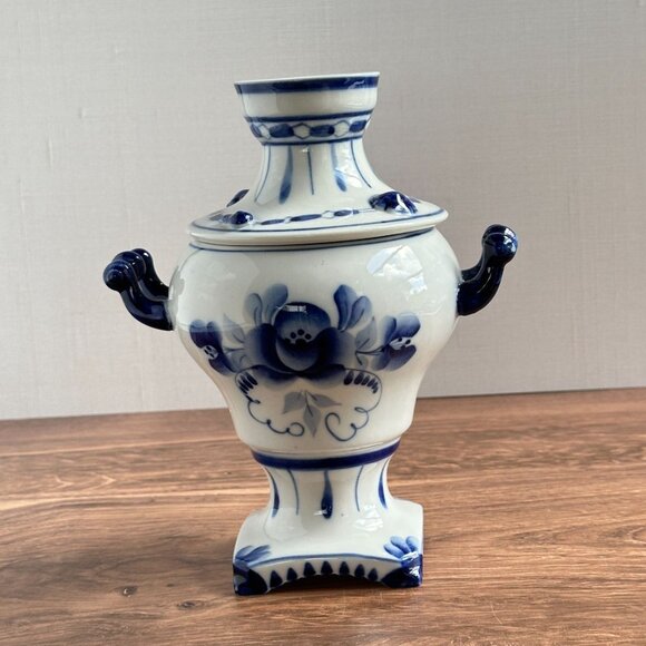 Hand-Painted Russian Gzhel Samovar, Blue and White Ceramic, Decorative Teapot - Picture 9 of 14
